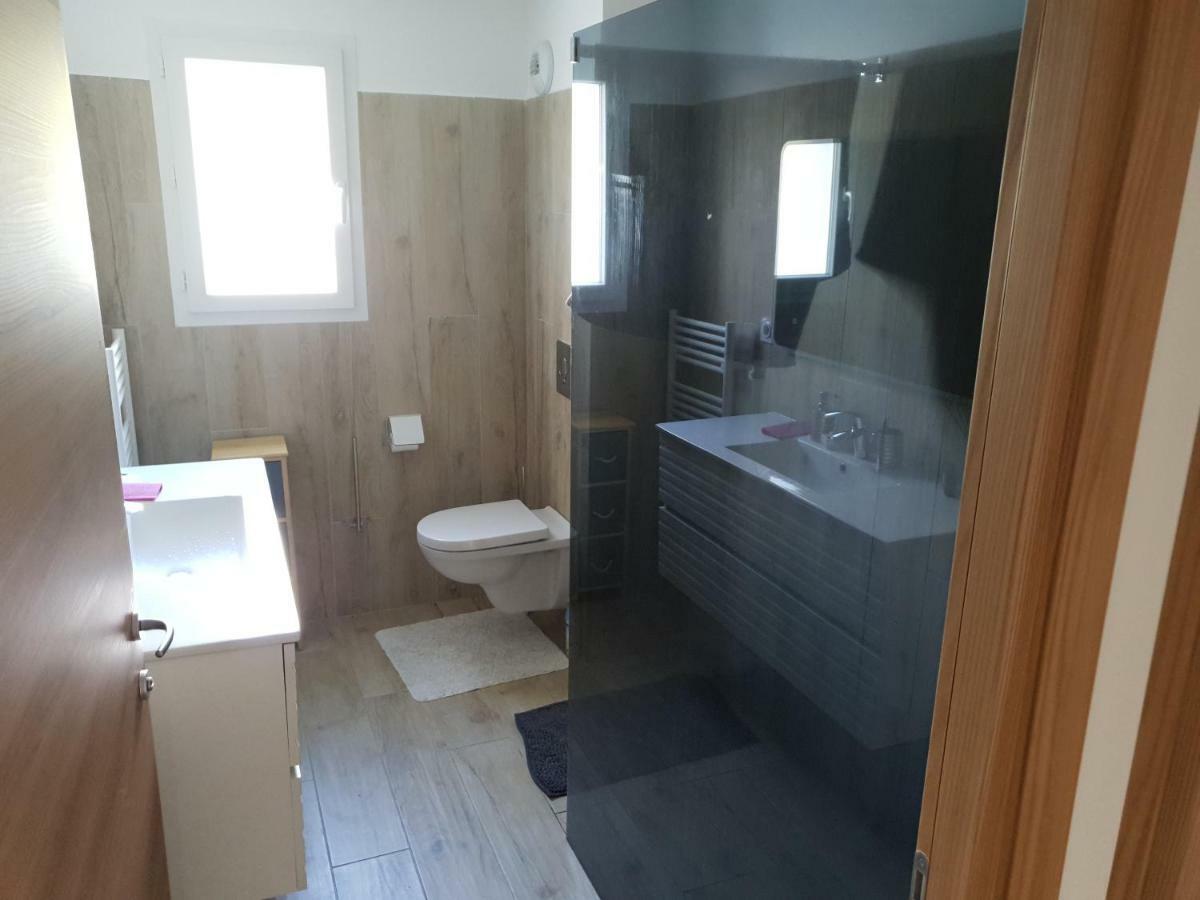 Appartement Confortable 比古里亚 外观 照片