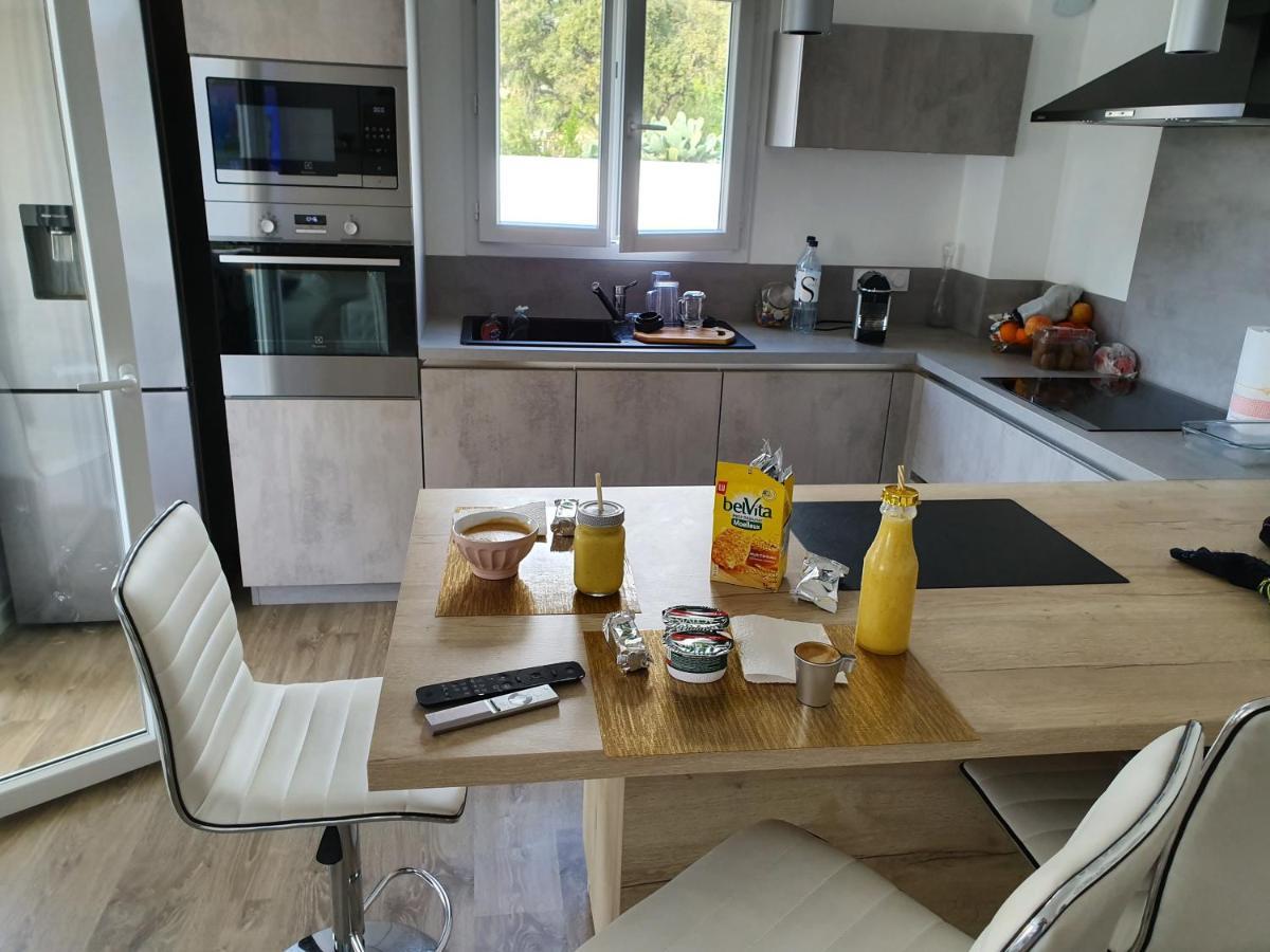 Appartement Confortable 比古里亚 外观 照片